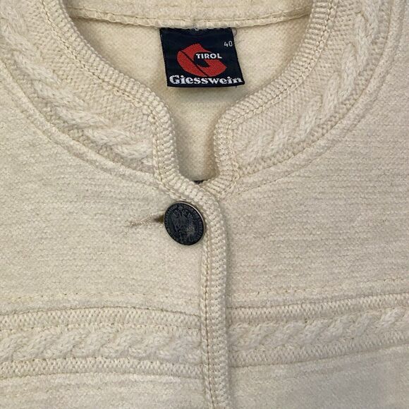 Giesswein Ladies M Cream Pure Wool Jacket Coat Timeless Classic Quiet Luxury - Picture 4 of 12